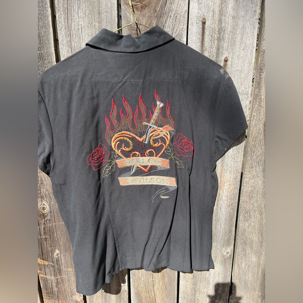 Harley-Davidson Black Short Sleeve Embroidered Flame & Heart Shirt